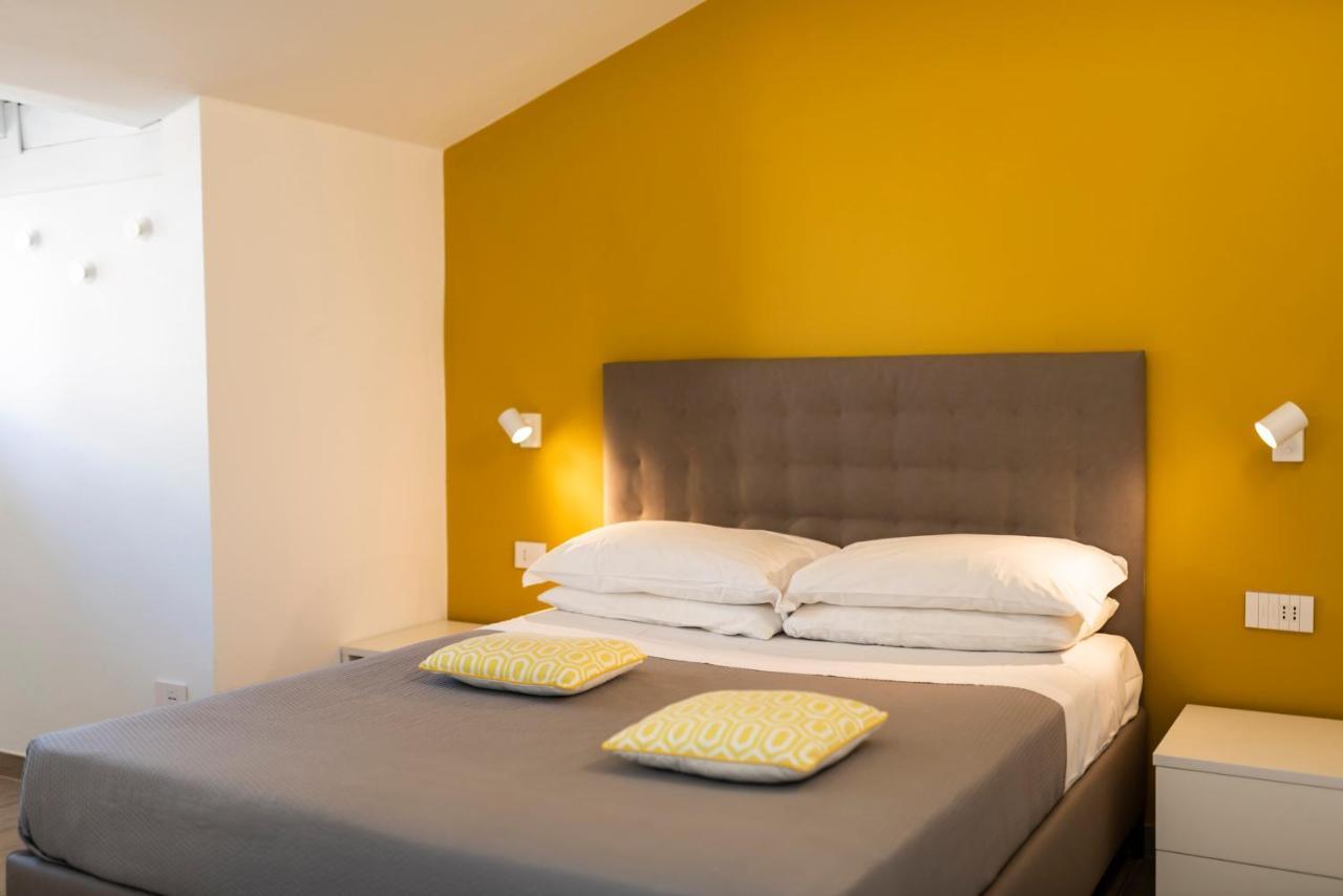 Aromi Piccolo Hotel Salò Esterno foto